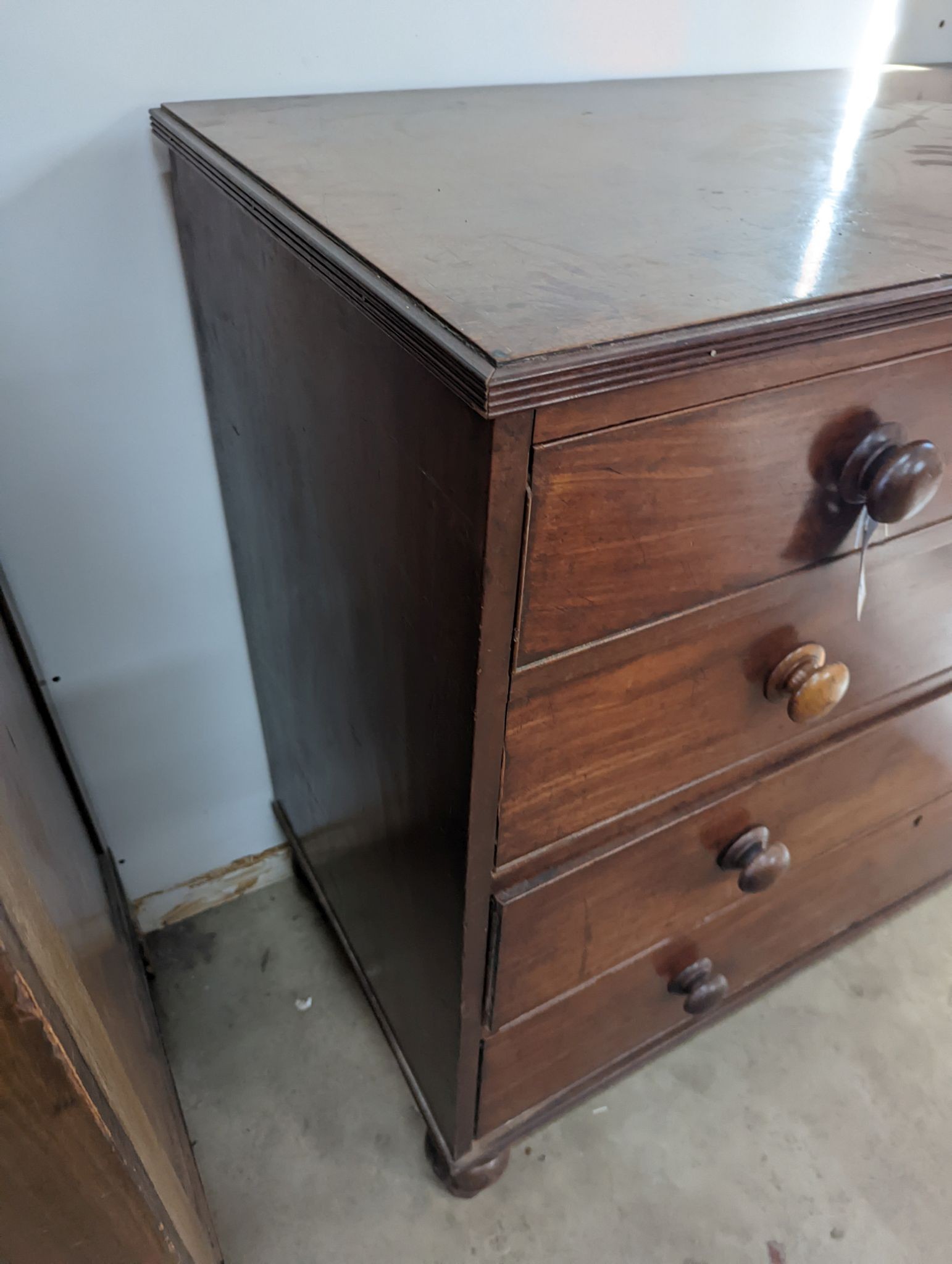 A George IV mahogany chest, width 116cm, depth 54cm, height 106cm